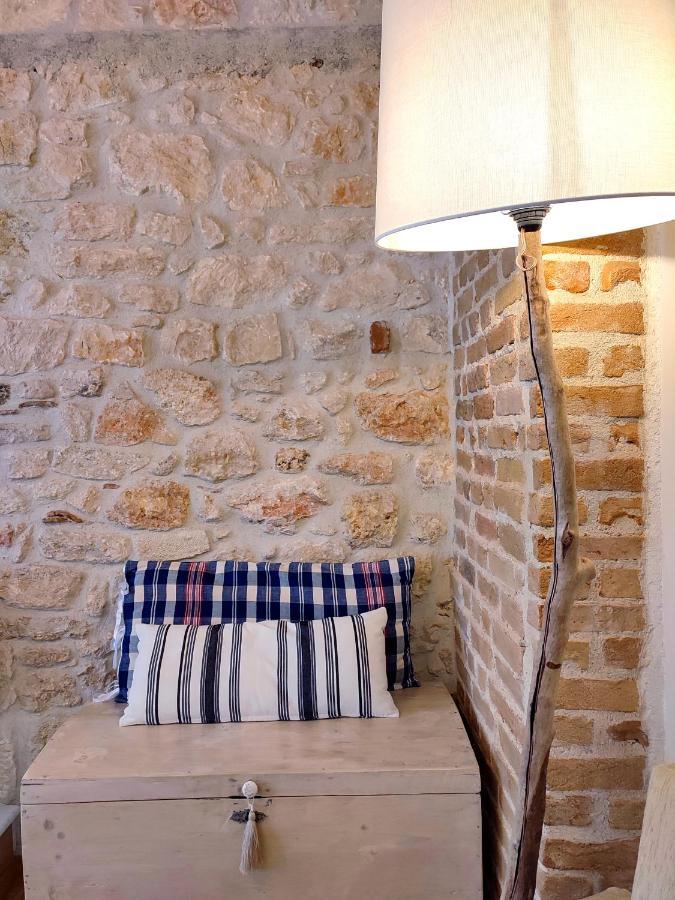 Habezeiko - The Vintage House Afytos Exterior foto